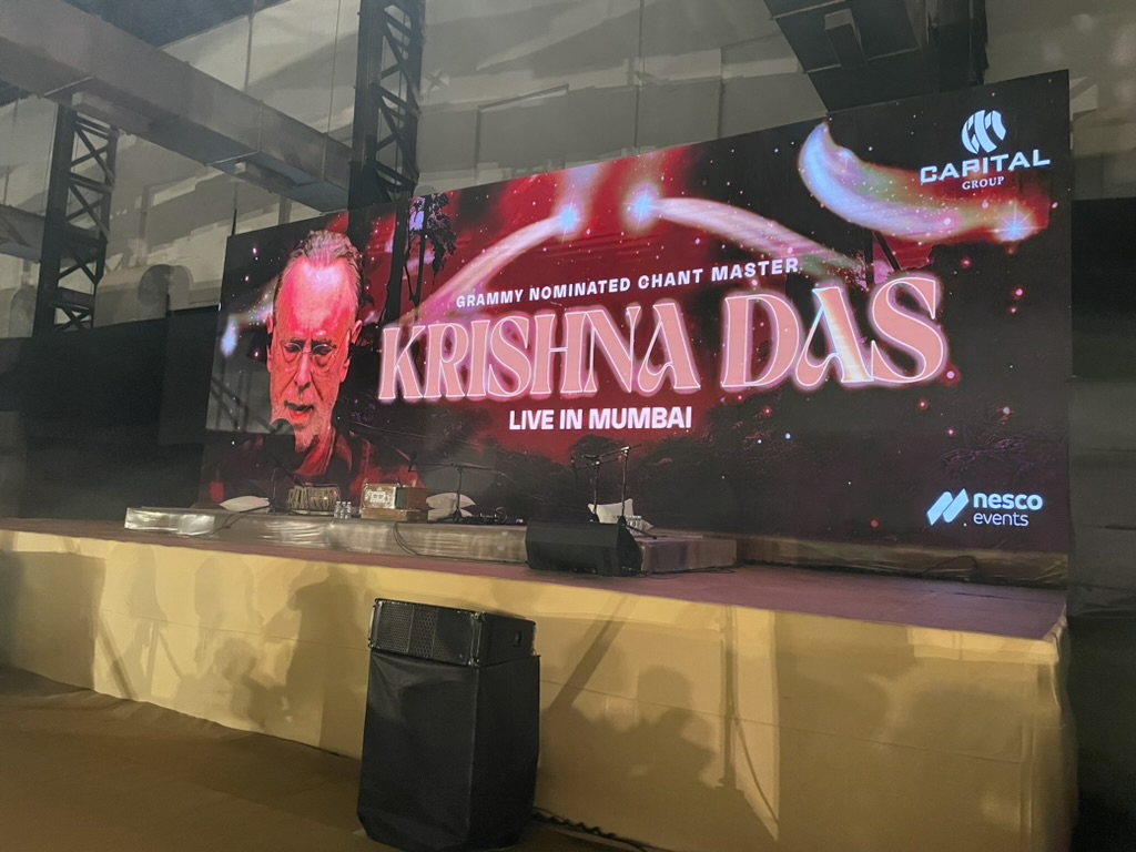 Krishna Das performing kirtan at a spiritual chanting concert in Mumbai