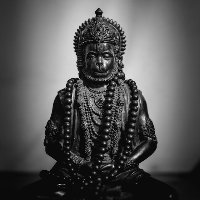 meditating-hanuman-ji